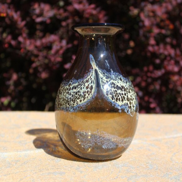 Vtg Buzz Williams 80' Studio Art Blown Glass Bud Vase amber-ish green MCM Signed - Picture 11 of 13